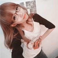 孤白6479头像