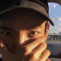 刘畅007头像