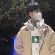 伪善363的个人资料头像