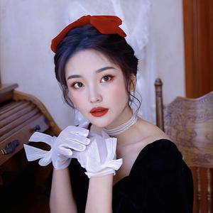 琵琶小文文头像