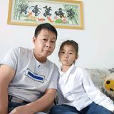 米爸4u5V头像