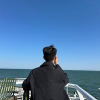 笑着摇摇头头像