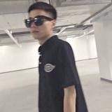 温柔的小李y头像