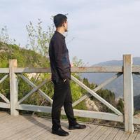 郑新小哥哥头像