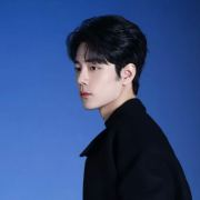 小透明不想透明呀头像