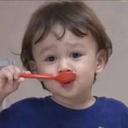 歪歪唧唧的个人资料头像