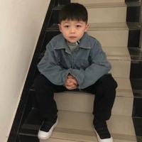 -F-头像