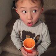 卑微小小赵的个人资料头像