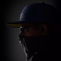 小肥鲲来咯头像