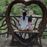 月下芃头像