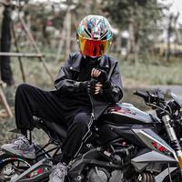 清茶也醉人3863头像