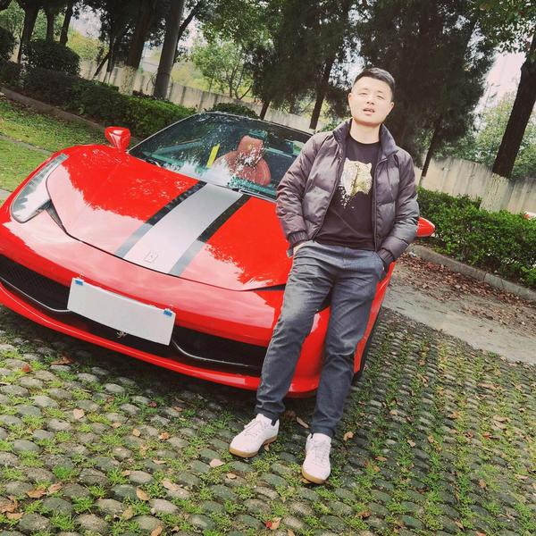 小凯哥新能源头像