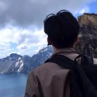 剪影的小铭头像