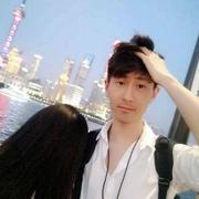 我和飞磕五五开的个人资料头像