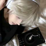 随性自由的香瓜6fr头像