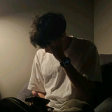 擁抱丶49头像