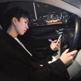 赵子夏971头像