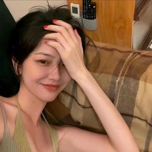 小张的love打水漂头像
