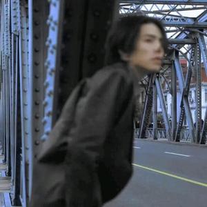 我在看你头像