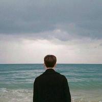 风吹乱了我的卷发头像