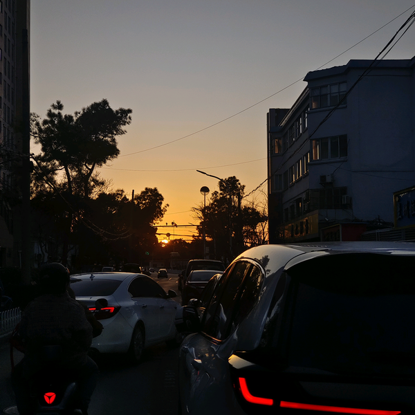 一辆跑车s头像