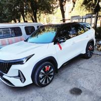 小曲哥哥丶头像