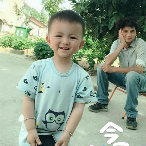 陈不倒试说车头像