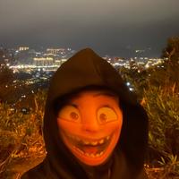 黄啊辉在卖车头像