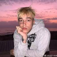 用户6438260026881头像