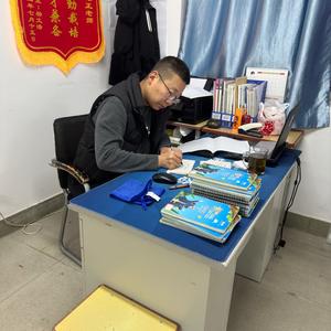 龙门谭老师头像