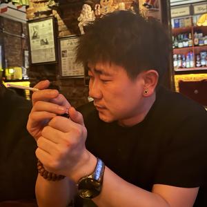 公考张校长（榆林粉笔）头像