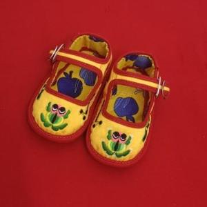 宝宝传统手工布鞋头像