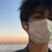 用户9799847929249的个人资料头像