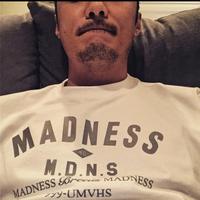 别摸我的大肚子头像