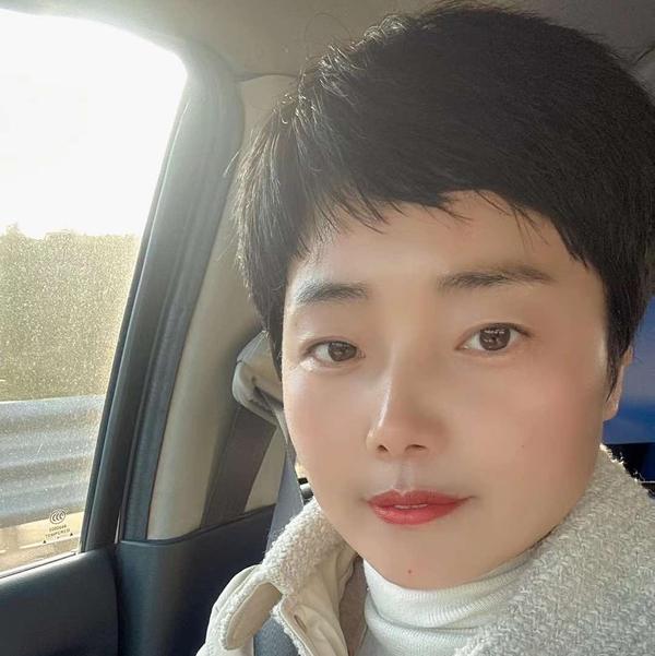 石岛车贴膜的小李头像