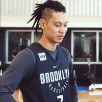 士多啤梨903头像