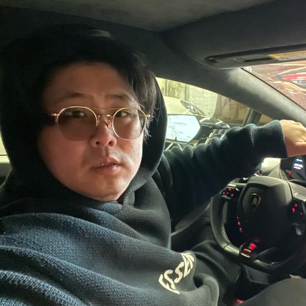 纽约阿辉雷德杨AlfredYang打工版头像