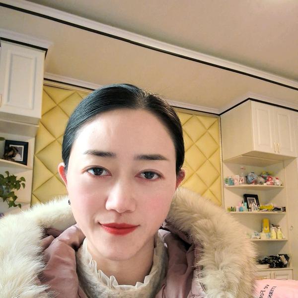 丰盛富足的小兰头像