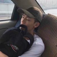 不该有希望227头像