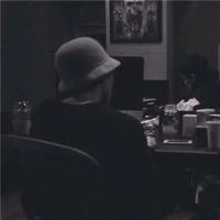 不必谁懂我186头像