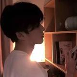 困的晕乎乎906头像