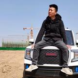 新能源汽车小尹头像