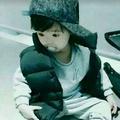 倚栏听风1021头像