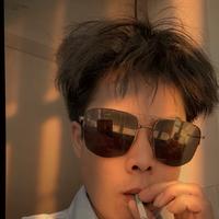 素丶简553头像