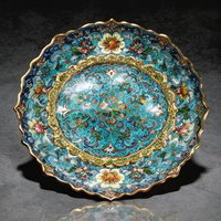 溪边舒适躺椅的闲人头像