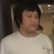 _螃蟹在剥我的壳的个人资料头像