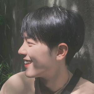兔子不TWO头像