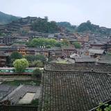 端庄优雅圆月iQh头像