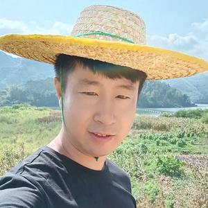 寻宝秦先生头像