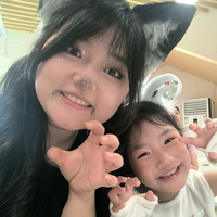 明明明明明小小利头像